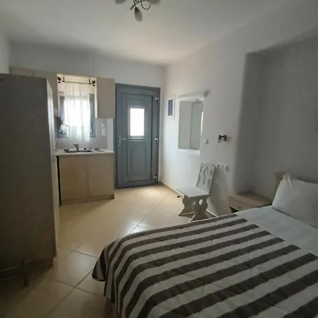 Theofanis ホテル 3*