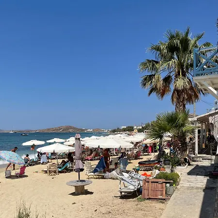 Ξενοδοχείο Theofanis