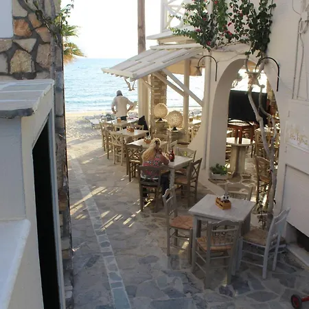מלון Theofanis Agia Anna (Naxos)