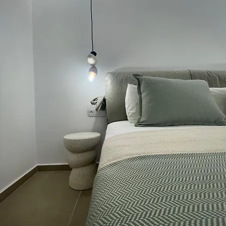 Ξενοδοχείο Theofanis