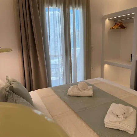 Ξενοδοχείο Theofanis 3*